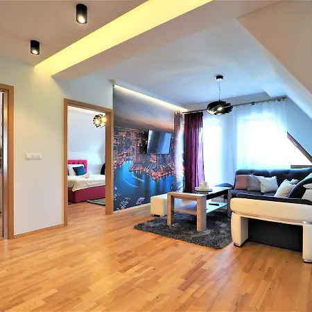 Apartment Vip Carmelove *